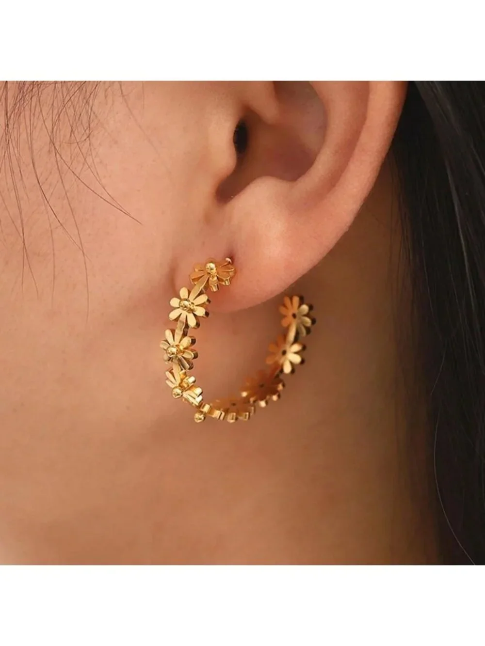Gold Plated Stainless Steel Daisy Hoop Earrings - Picture 2 of 4